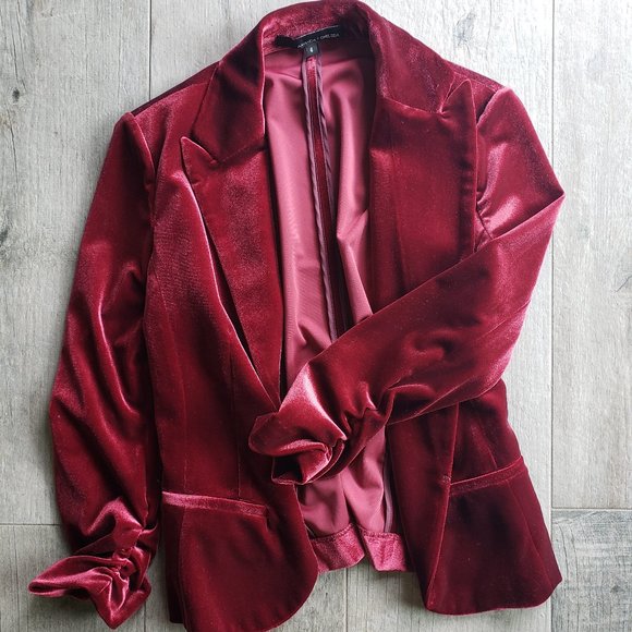 Amanda & Chelsea Jackets & Blazers - Amanda & Chelsea Velvet Blazer Jacket